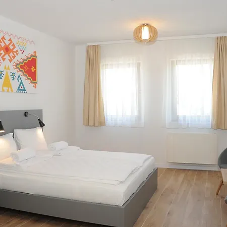 Hostel Kucha *